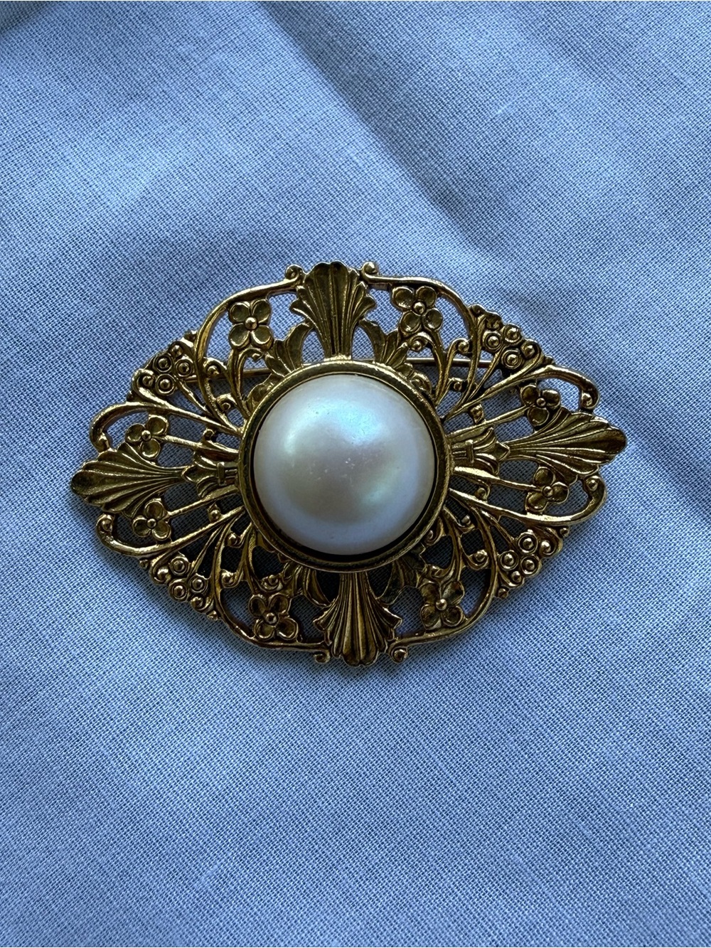 Vintage signed Charel Faux Pearl Filigree Brooch Gold-Tone 1950s-60s OpenworkPin